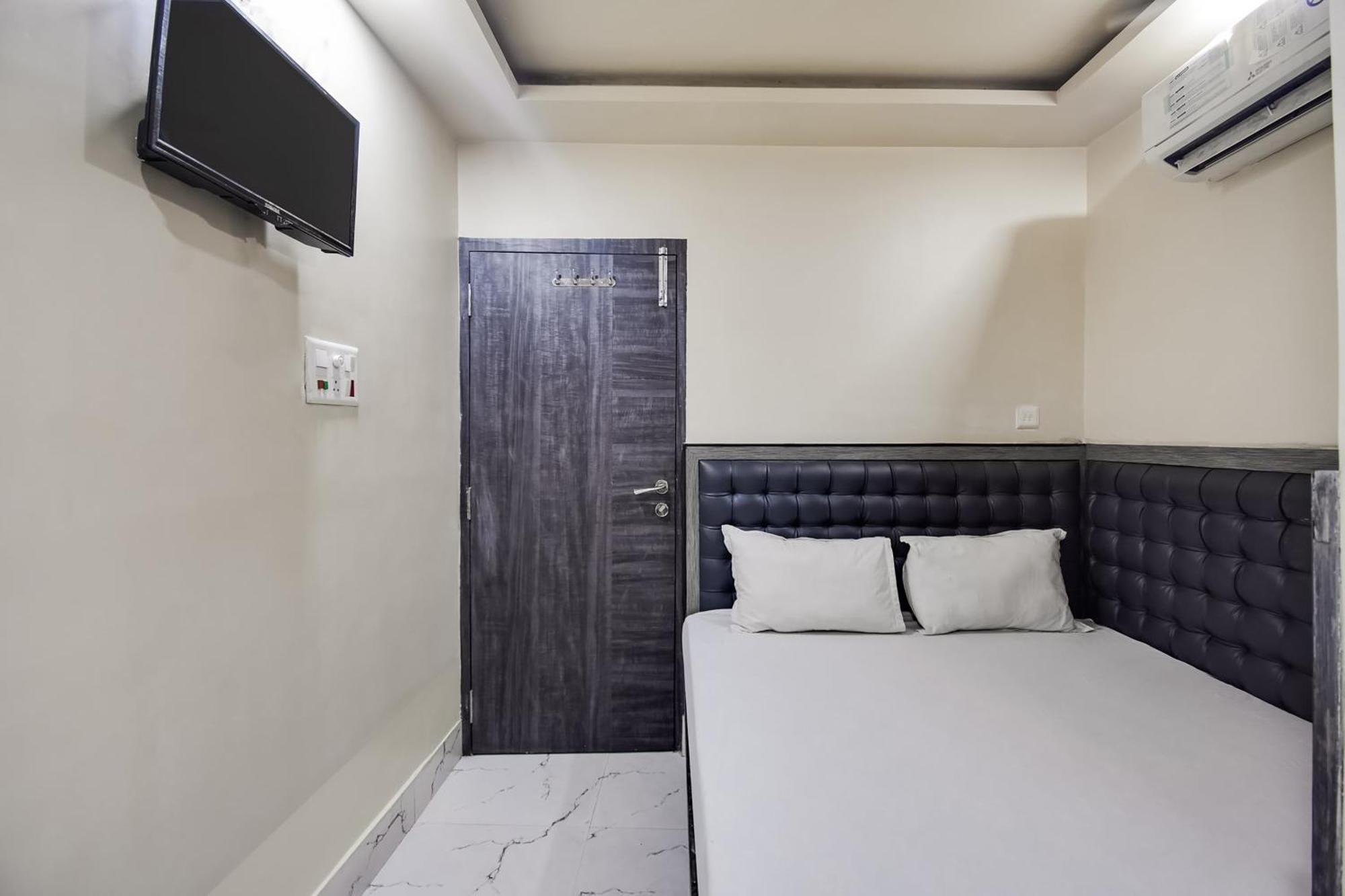O Honey Rose Hotel Kolkata