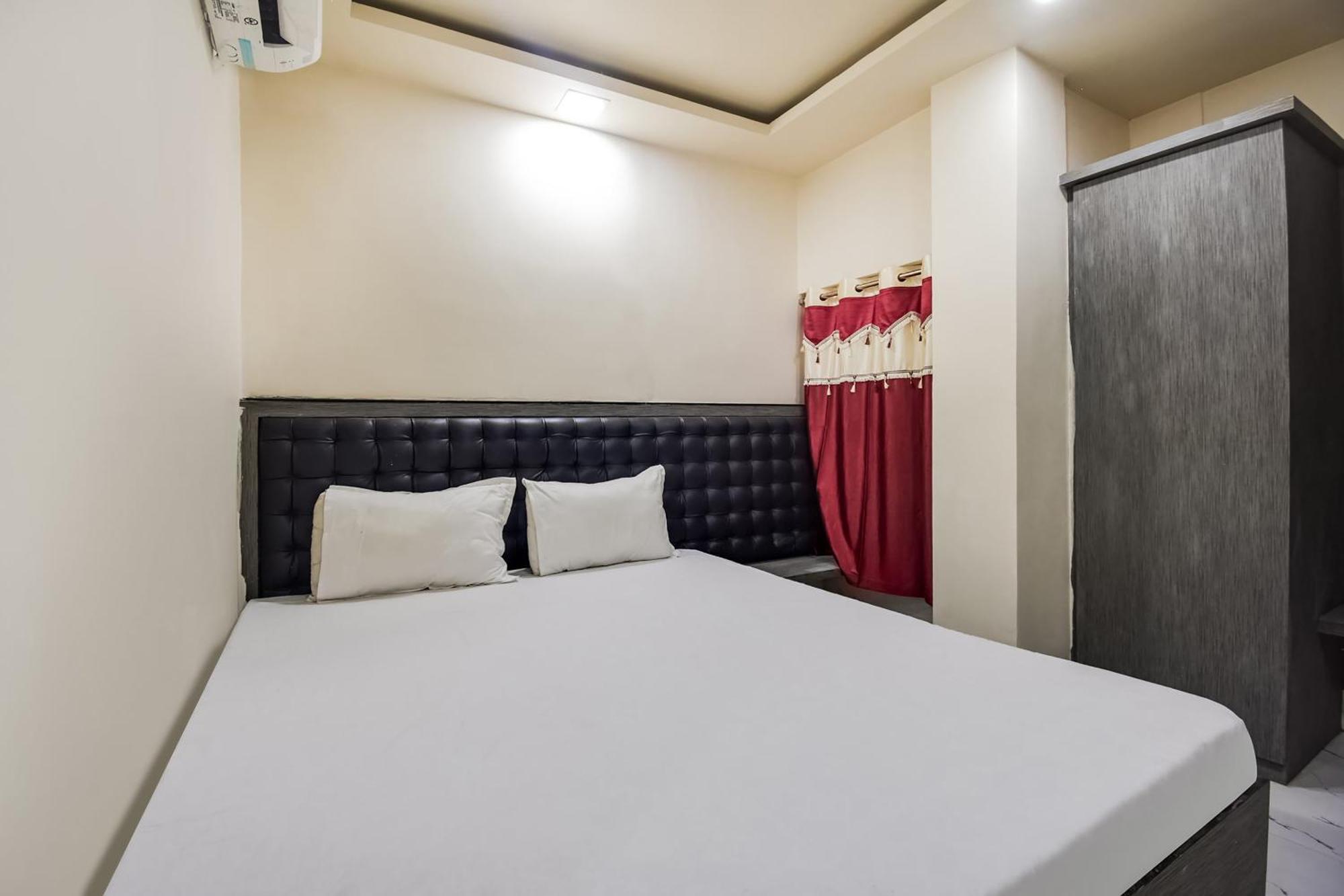 O Honey Rose Hotel